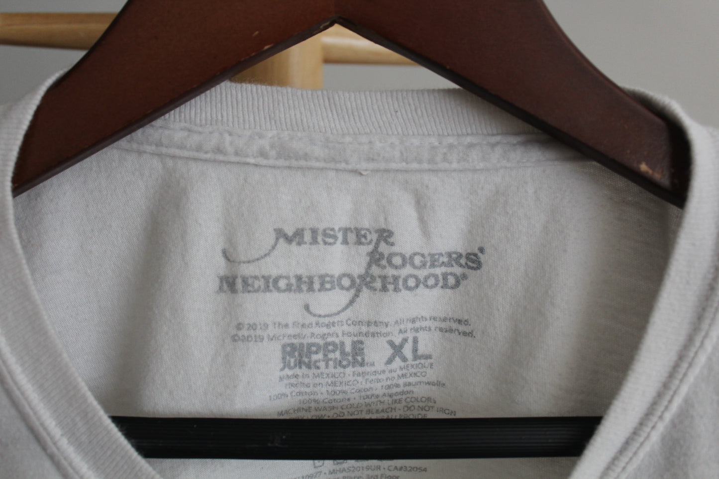 Vintage Mister Roger’s Neighborhood Cropped Tee