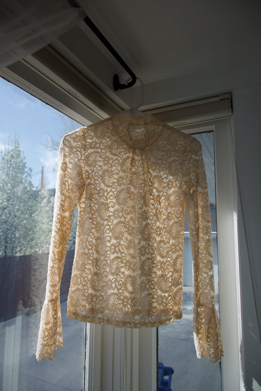 Cream Lace Long-sleeve