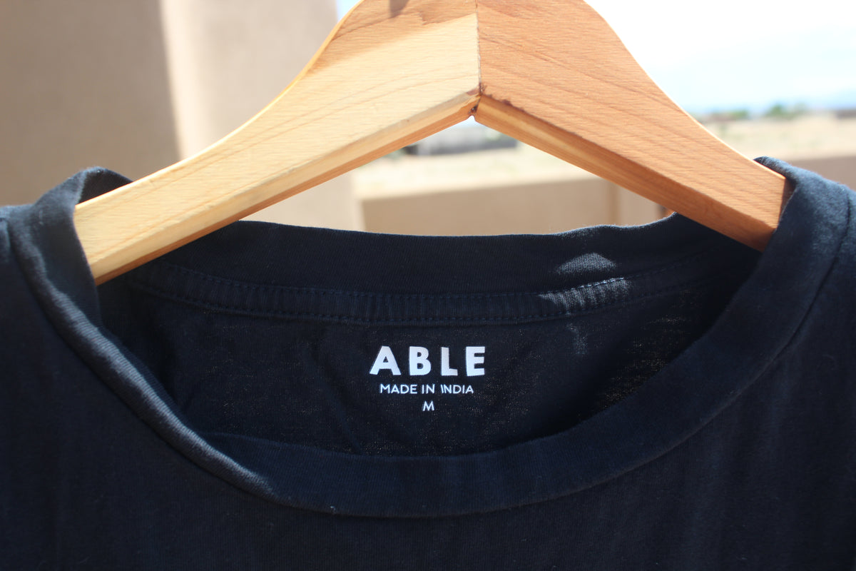 Black T-shirt w/ Puffed Sleeves