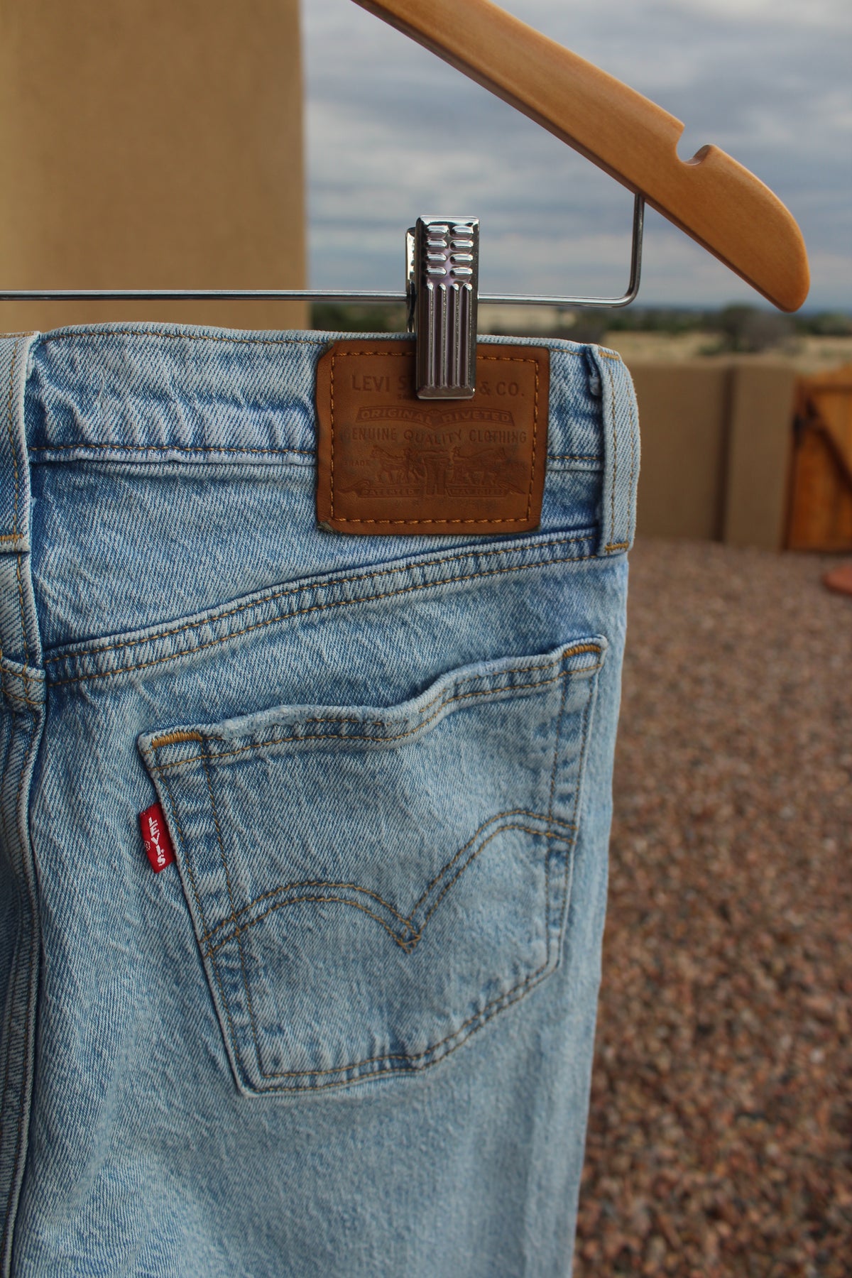 Levi's Light Wash Jeans